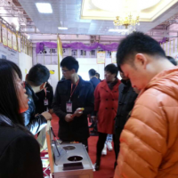 奧邦全屋頂引爆青島華夏家博會，鋒芒畢露展實